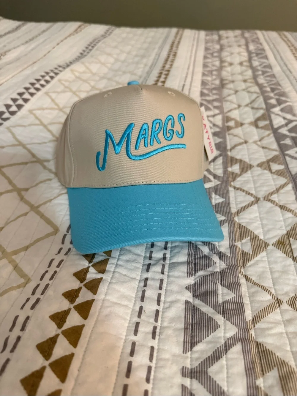 Women’s Two-Tone Beige and Blue Baseball Cap